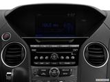  Stereo controls photo