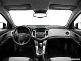  Dashboard, center console, gear shifter view photo