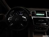  Centered wide dash shot photo