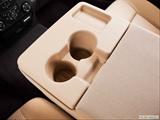  Cup holders photo
