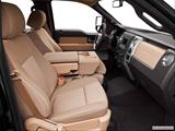  Passenger seat photo