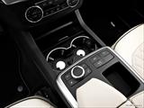  Cup holders photo