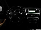  Centered wide dash shot photo