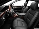  Front seats from Drivers Side photo