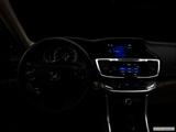  Centered wide dash shot photo