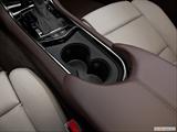  Cup holders photo