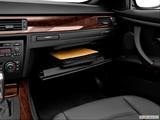  Glove box open photo