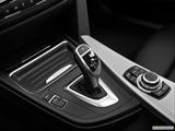  Gear shifter/center console photo