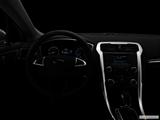  Centered wide dash shot photo