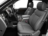  Front seats from Drivers Side photo