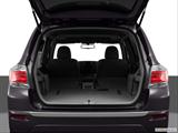  Hatchback & SUV rear angle photo