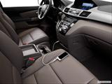  Zune and auxiliary jack photo