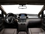 Dashboard, center console, gear shifter view photo
