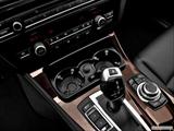  Cup holders photo