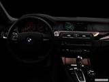  Centered wide dash shot photo