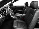  Front seats from Drivers Side photo