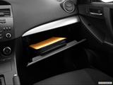  Glove box open photo