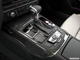  Gear shifter/center console photo