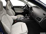  Passenger seat photo