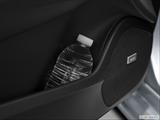  Cup holder prop (tertiary) photo