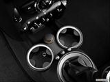  Cup holders photo
