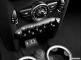  Driver's side inside window controls photo