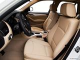  Front seats from Drivers Side photo