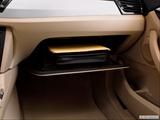  Glove box open photo