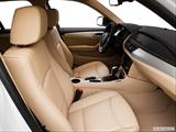  Passenger seat photo