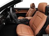  Front seats from Drivers Side photo