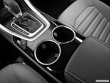  Cup holders photo