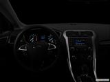  Centered wide dash shot photo
