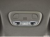  Courtesy lamps/ceiling controls photo