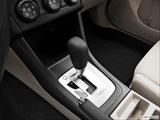  Gear shifter/center console photo