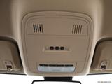  Courtesy lamps/ceiling controls photo