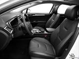  Front seats from Drivers Side photo