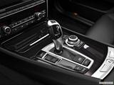  Gear shifter/center console photo
