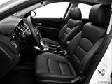  Front seats from Drivers Side photo