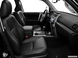  Passenger seat photo
