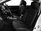  Front seats from Drivers Side photo