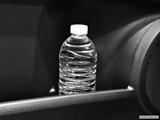  Cup holder prop (tertiary) photo