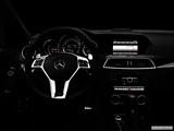  Centered wide dash shot photo