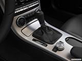  Gear shifter/center console photo