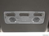  Courtesy lamps/ceiling controls photo