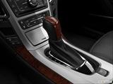  Gear shifter/center console photo