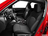  Front seats from Drivers Side photo