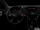  Centered wide dash shot photo