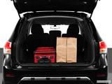  Trunk props photo
