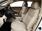  Front seats from Drivers Side photo
