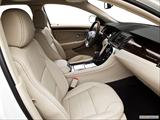  Passenger seat photo